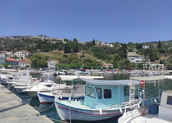 Rita' S House Skopelos בית נופש גלוסה